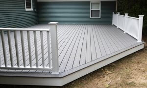 Should I Repair or Replace my Deck?